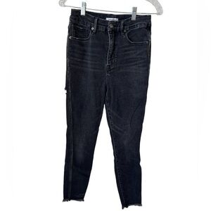 Good American Good Curve Black Jeans With Raw Hem & Distressed Size 6/28